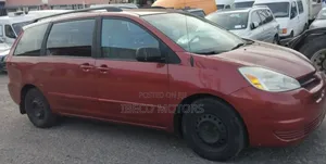 Toyota Sienna CE 2005 Red