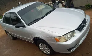 Toyota Corolla Okerejuowo