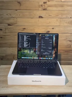 Laptop Apple MacBook Air 2025 M4 16GB SSD 256GB