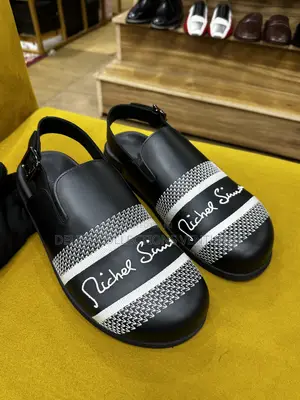 Pure Italian Richel Simon Giovanni Conti Sandals
