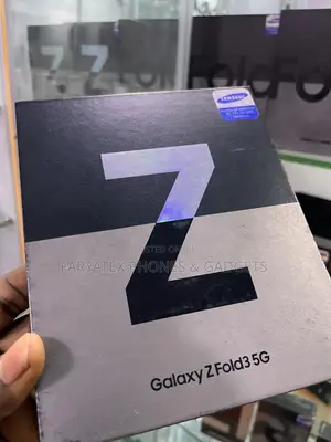 New Samsung Galaxy Z Fold 3 256 GB Black