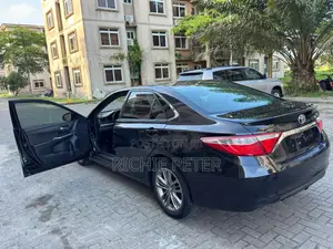 Toyota Camry SE 4dr Sedan (2.5L 4cyl 6A) 2017 Black