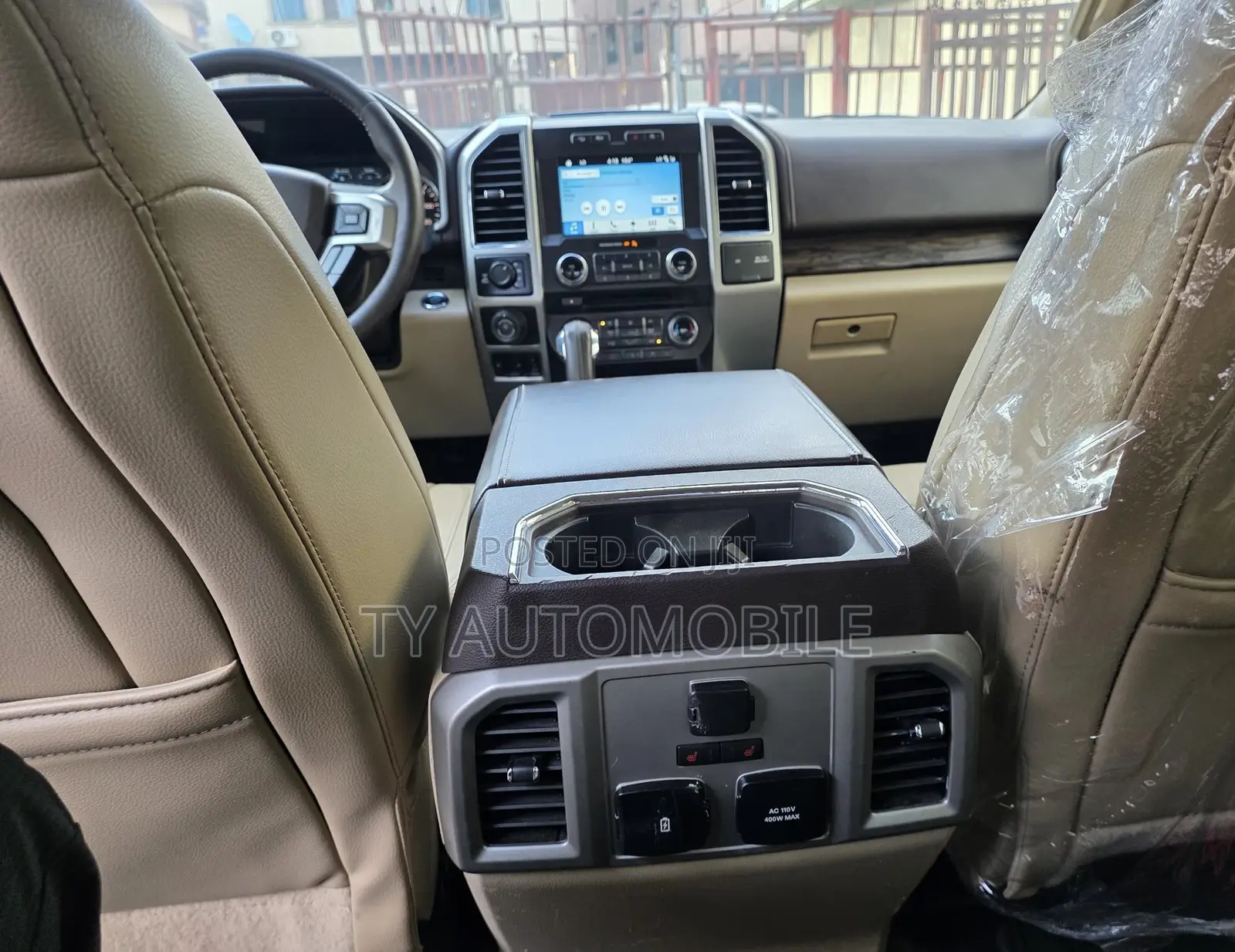Ford F-150 2018 Red