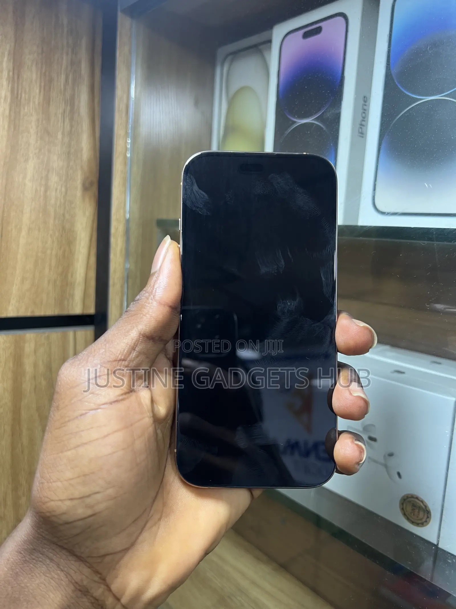 Apple iPhone 16 Pro 128 GB Gold