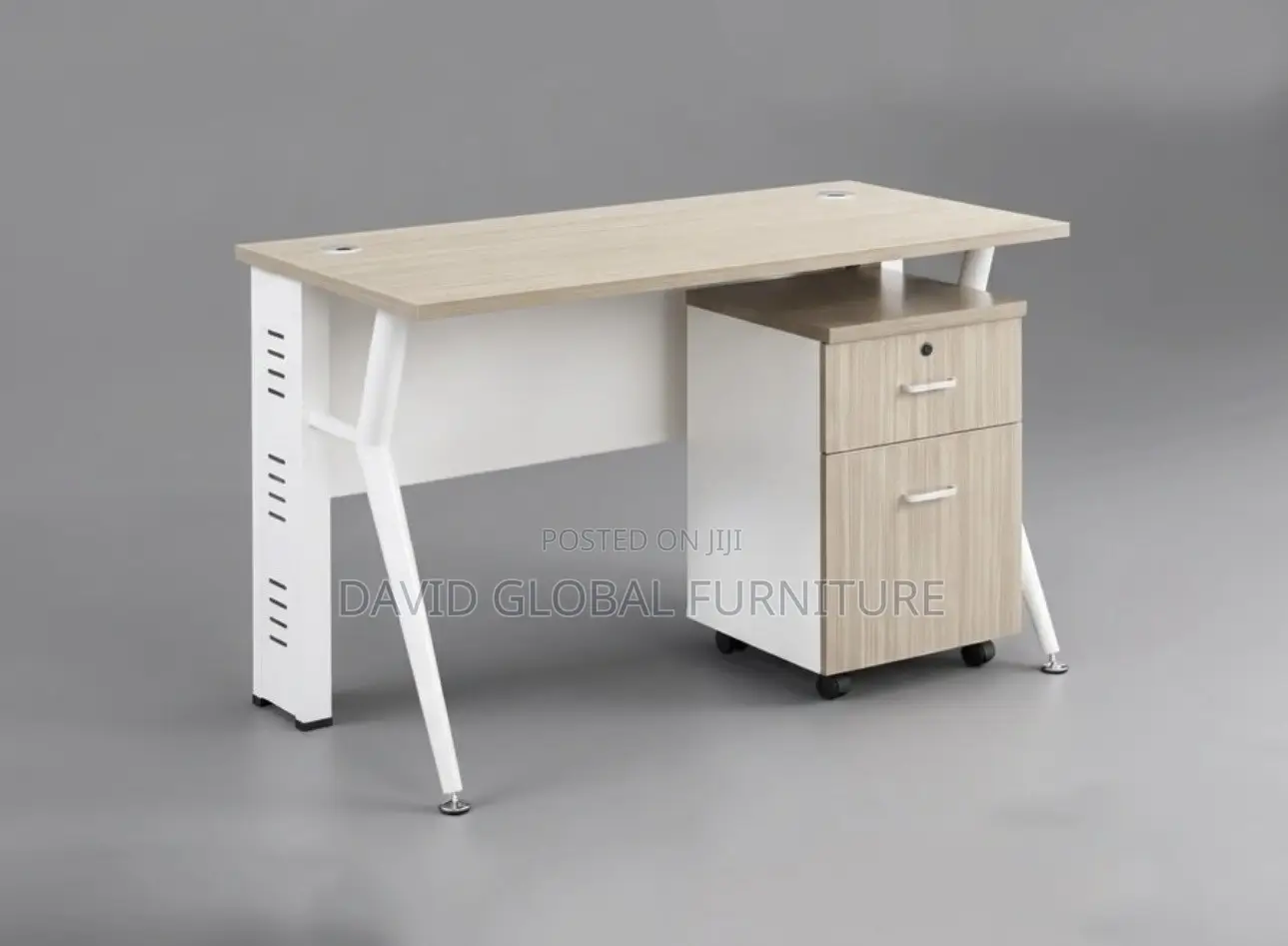 Minimal Office Table