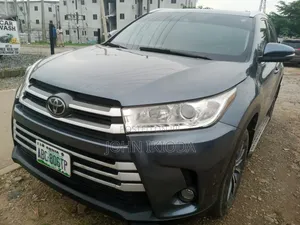 Toyota Highlander 2017 Gray