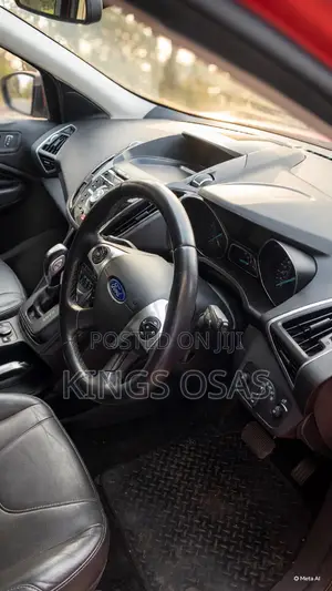 Ford Kuga 2014 Red