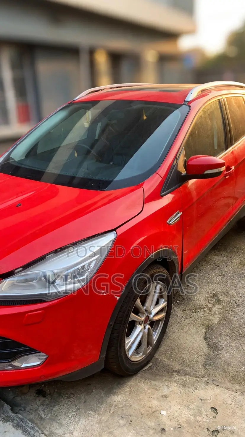 Ford Kuga 2014 Red