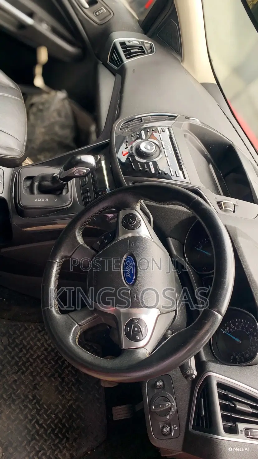 Ford Kuga 2014 Red