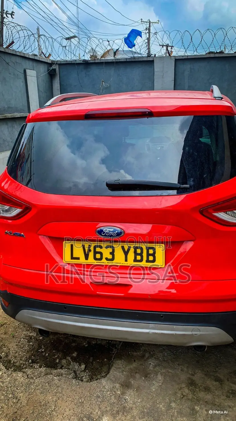 Ford Kuga 2014 Red