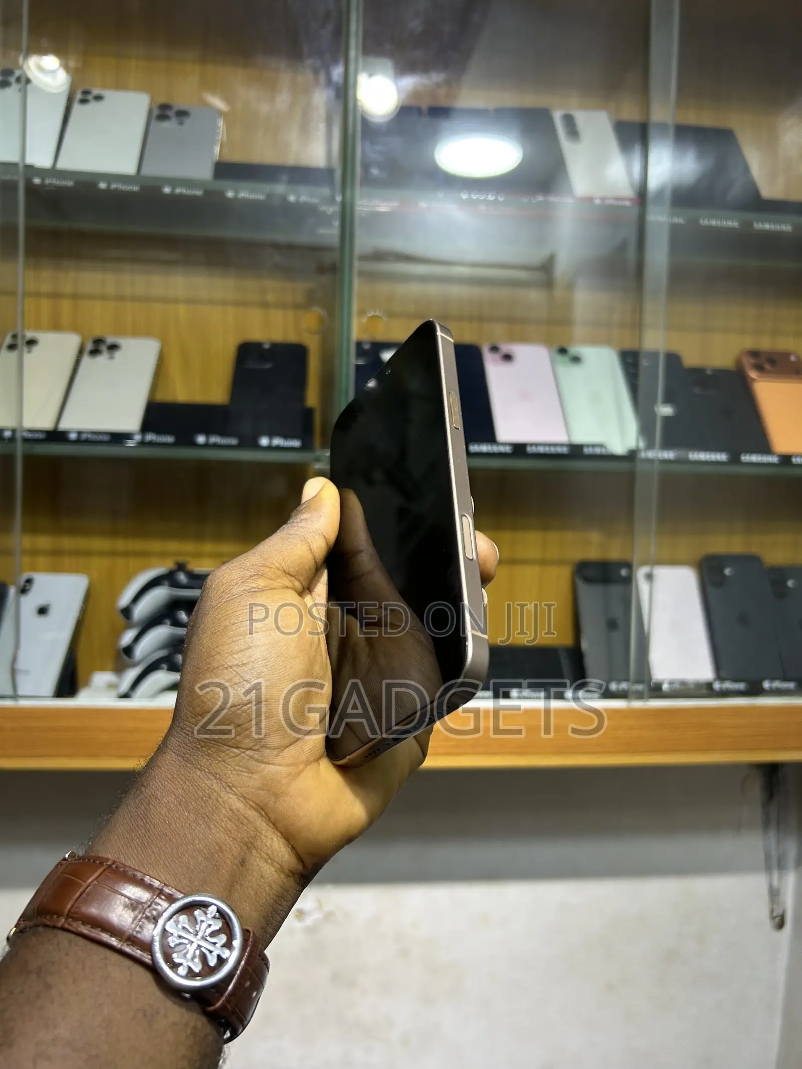 Apple iPhone 16 Pro Max 256 GB Gold