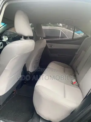 Toyota Corolla 2015 Black