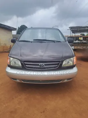 Toyota Sienna 2002 Brown