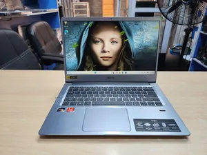 Laptop Acer Swift 3 8GB AMD Ryzen 5 SSD 128GB