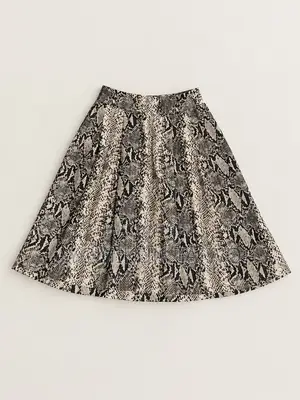 Material Short Skirt
