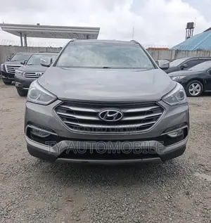 Hyundai Santa Fe 2017 Gray