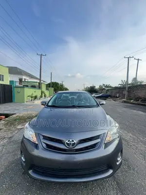 Toyota Corolla 2009 Gray