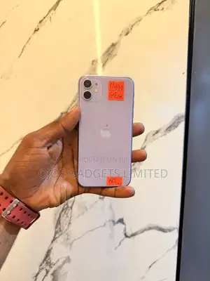 Apple iPhone 11 64 GB Purple