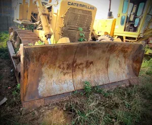 Rent a D8K Dozer Caterpillar