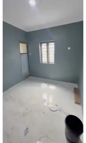 Studio Apartment in Shomolu for rent
