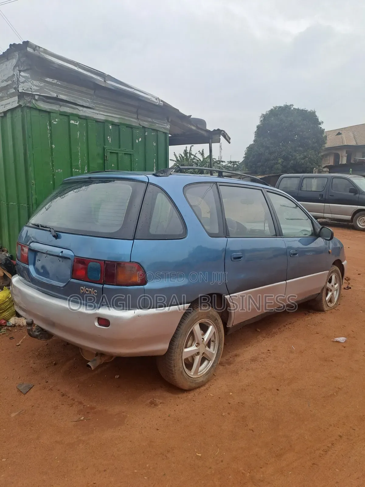 Toyota Picnic 2000 Blue