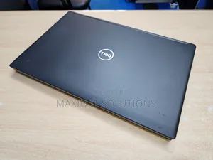 Laptop Dell Precision 7740 16GB Intel Xeon SSD 512GB