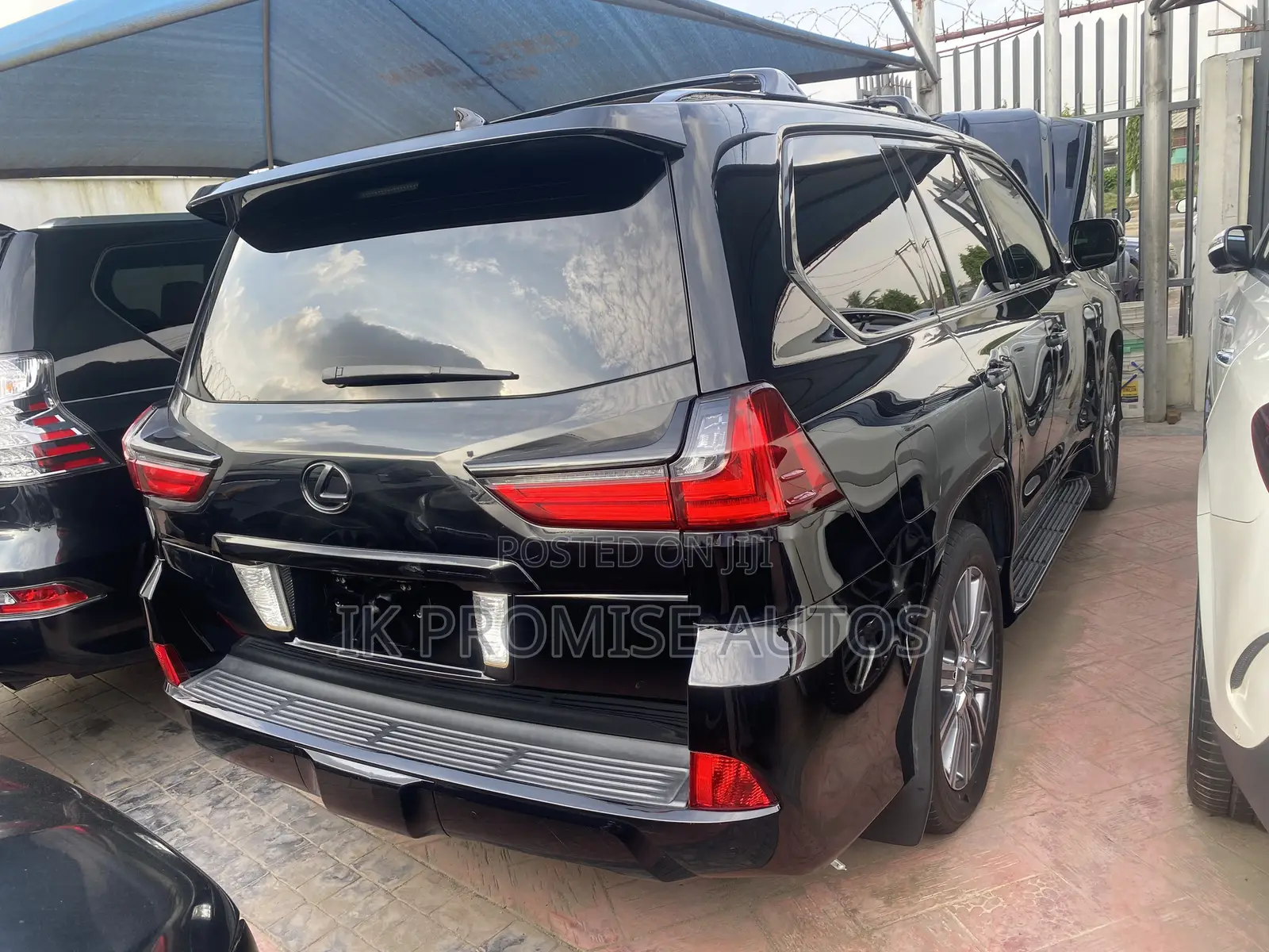 Lexus LX 2017 Black