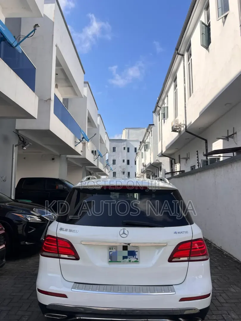 Mercedes-Benz GLE-Class 2017 White