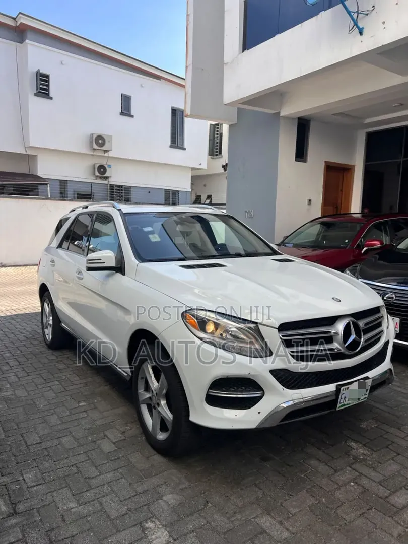 Mercedes-Benz GLE-Class 2017 White