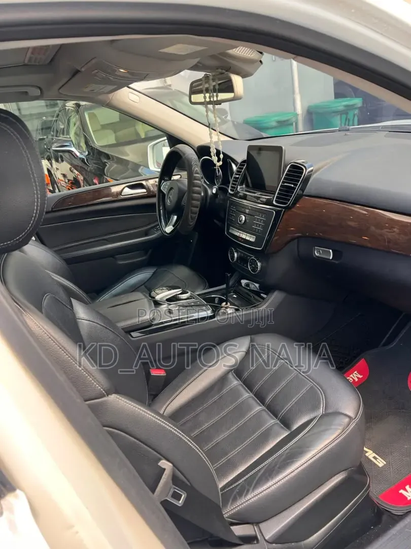 Mercedes-Benz GLE-Class 2017 White