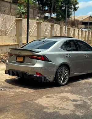 Lexus IS 300 AWD 2016 Silver