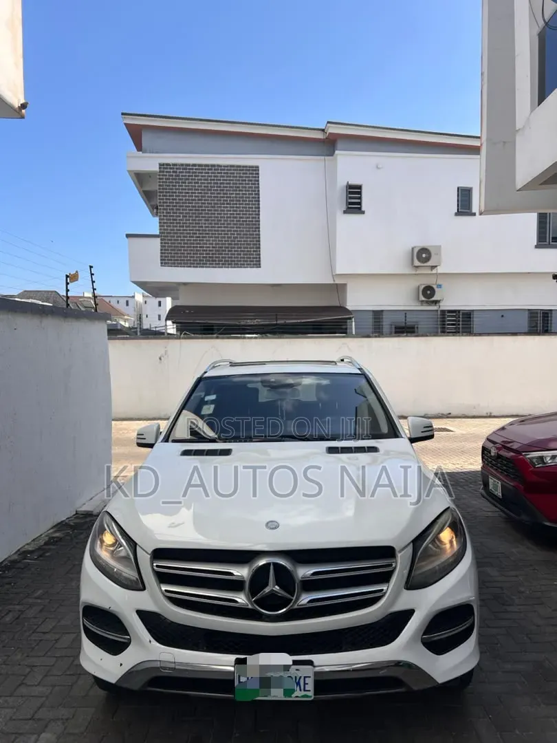 Mercedes-Benz GLE-Class 2017 White