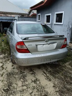 Toyota Camry 2004 Silver