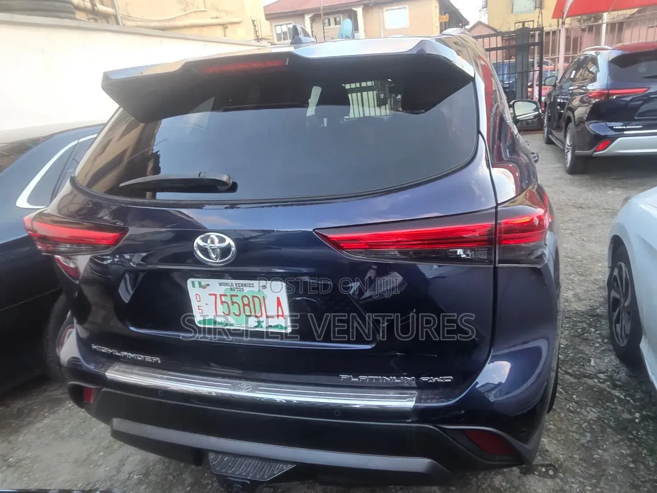 Toyota Highlander Platinum 2021 Blue