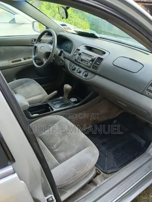 Toyota Camry 2004 Silver