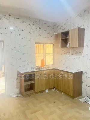 3bdrm Block of Flats in Magodo Phase 2 for rent