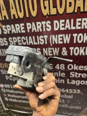 Toyota Corolla 2011 ABS Controller Module