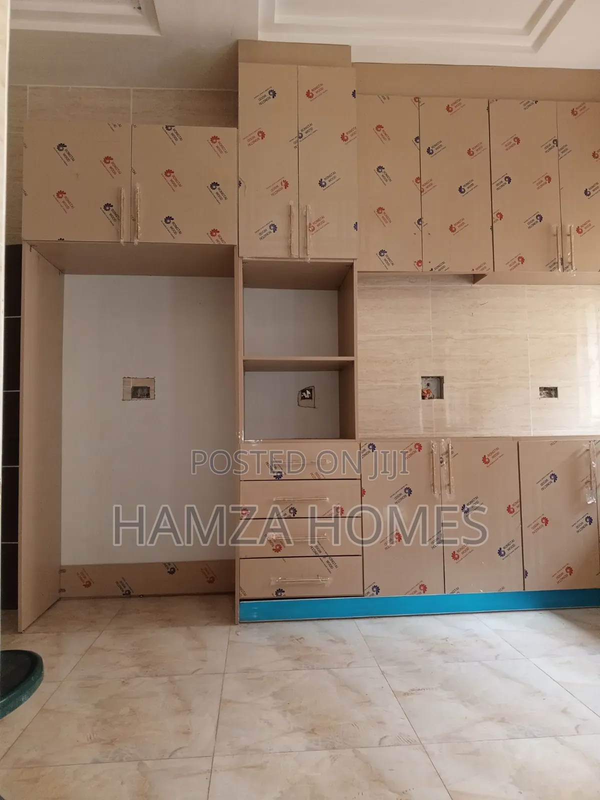 Architect Hamza