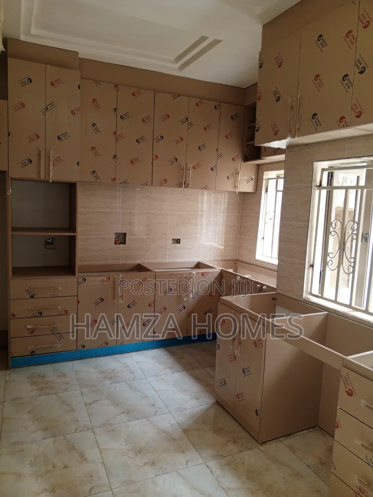 Architect Hamza