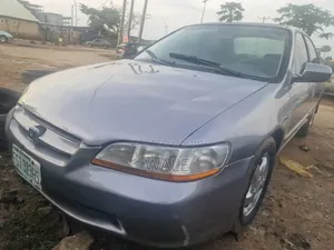 Honda Accord 2000 Purple
