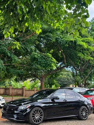 Mercedes-Benz C300 2015 Blue