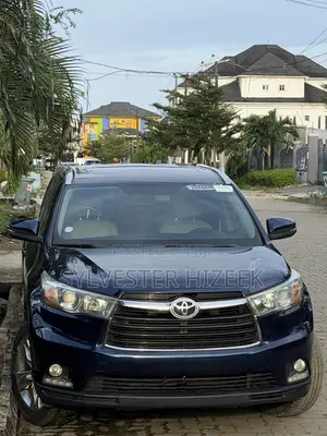 Toyota Highlander 2016 Blue