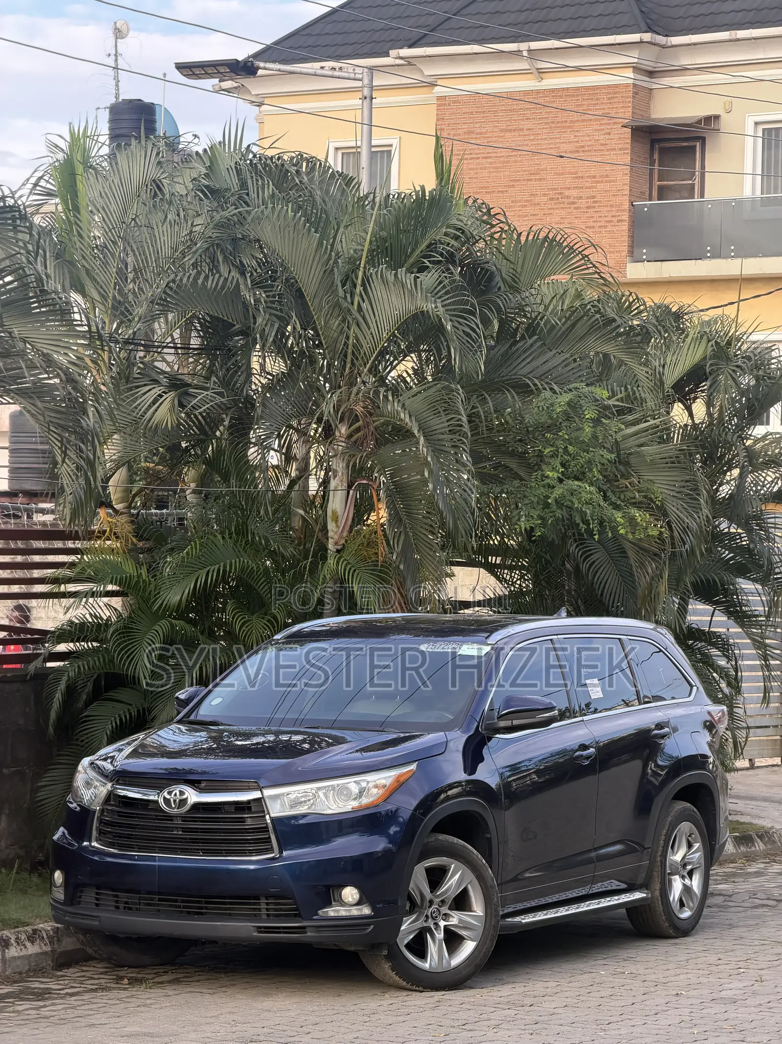 Toyota Highlander 2016 Blue