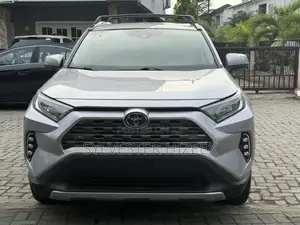 Toyota RAV4 2019 Silver