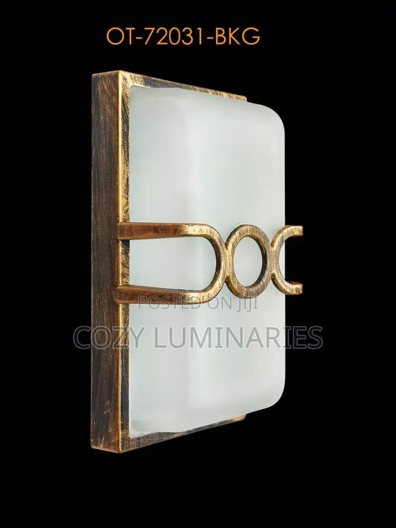 Cast Outdoor Fence Light