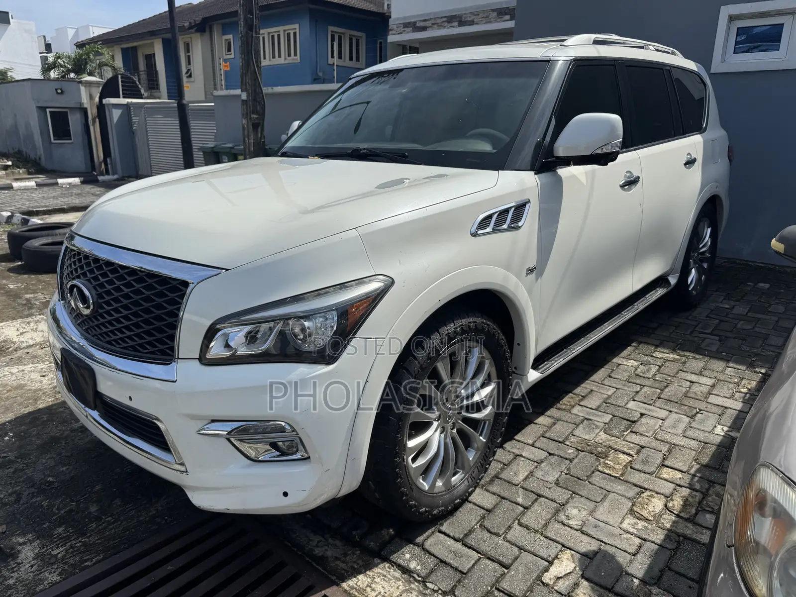 Infiniti QX80 2016 White
