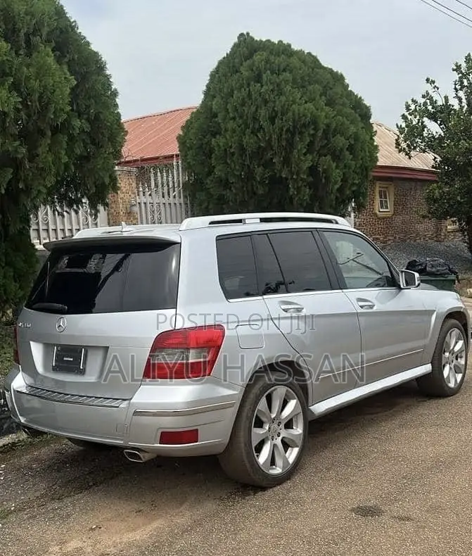 Mercedes-Benz GLK-Class 2010 Silver