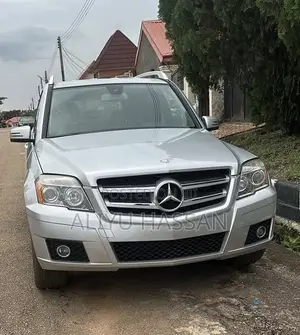 Mercedes-Benz GLK-Class 2010 Silver