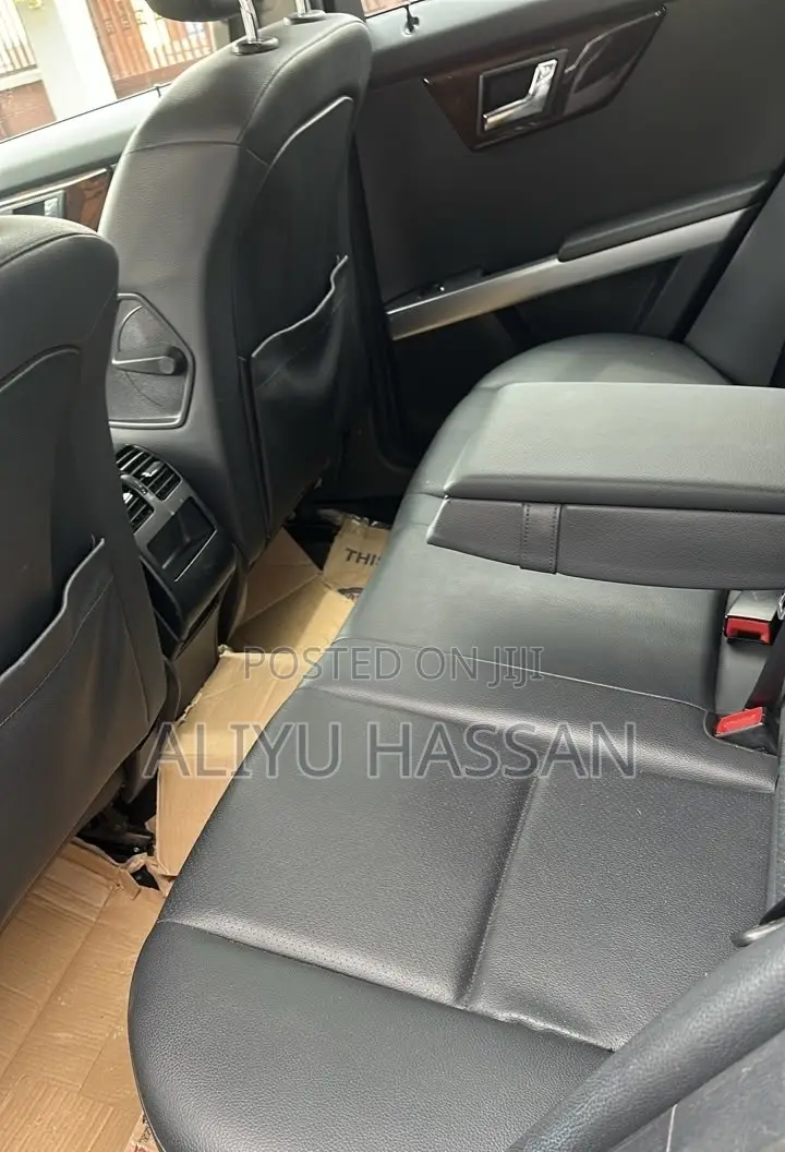 Mercedes-Benz GLK-Class 2010 Silver