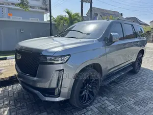 Cadillac Escalade Luxury 2024 Gray